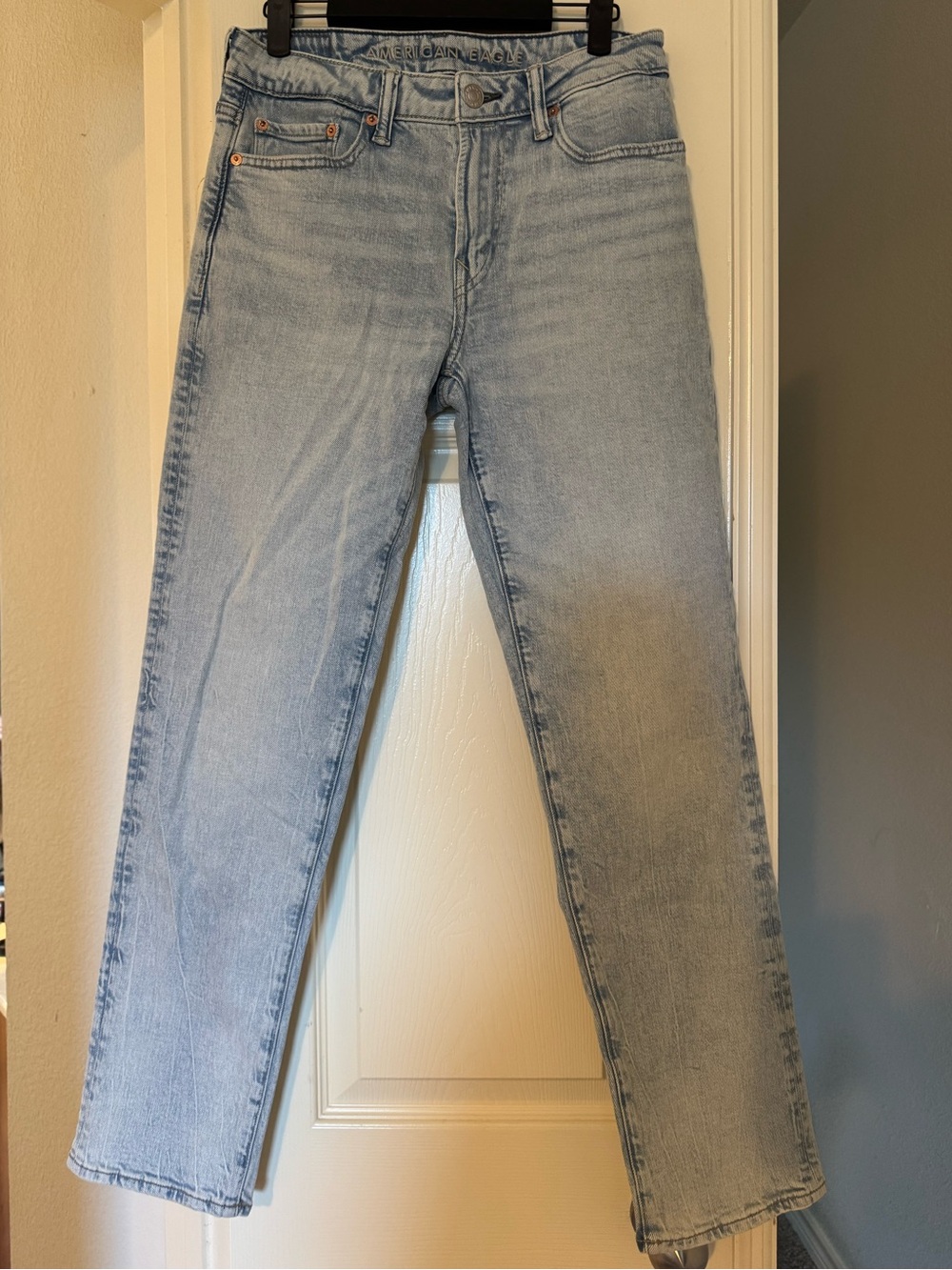 Men’s NWOT American Eagle Outfitters Light Blue Slim Straight Jeans